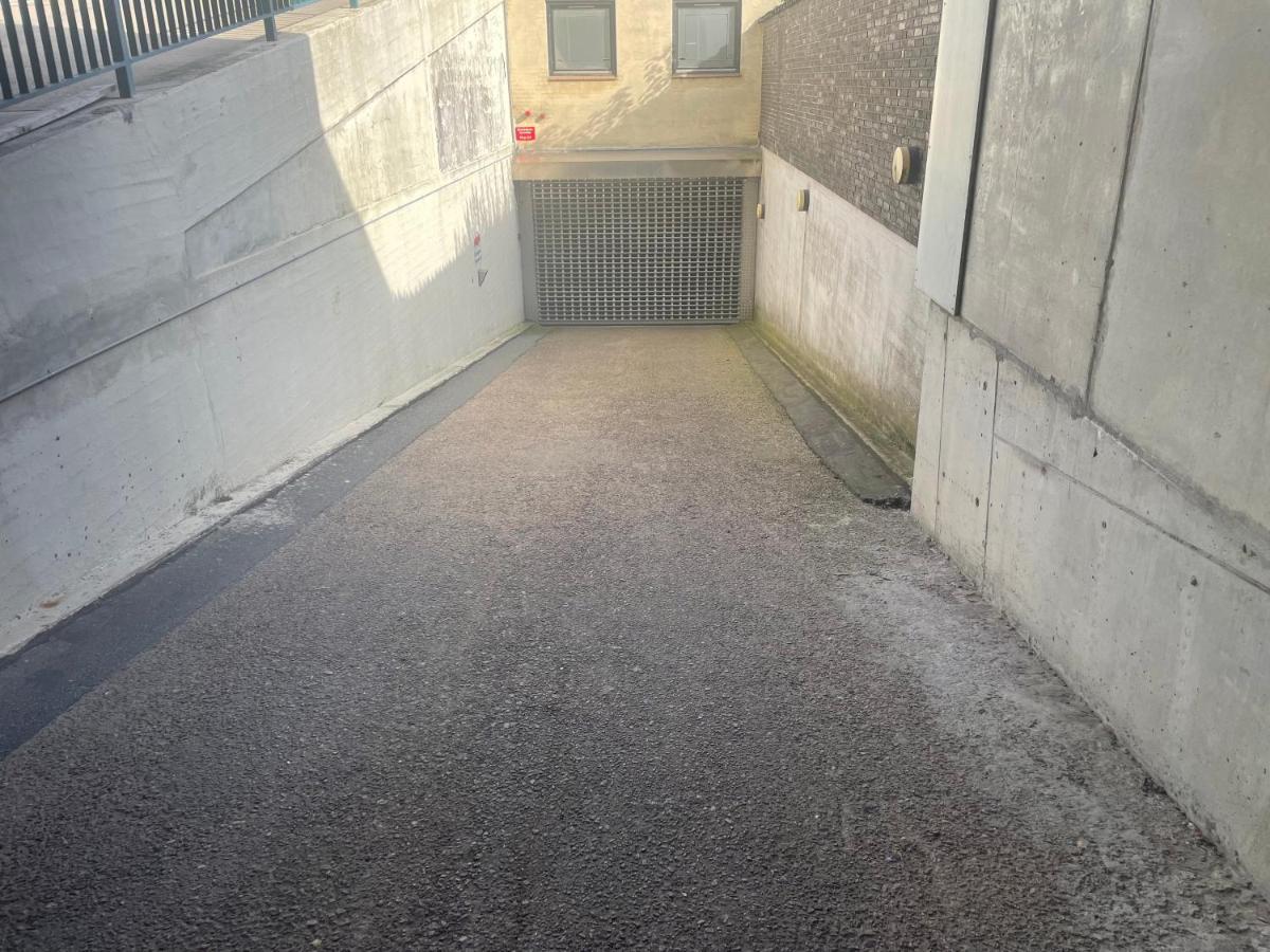 Modern Central Apt With Rooftop, Privat Balcony, & Free Parking,Next To Aarhus Attractions Exterior foto